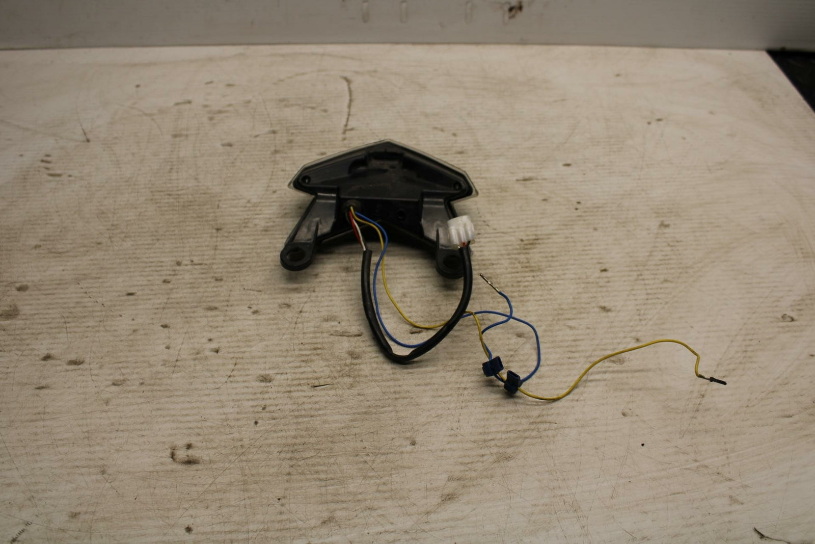 13-18 KAWASAKI NINJA ZX6R AFTERMARKET REAR TAIL TAILLIGHT BACK BRAKE LIGHT BB304