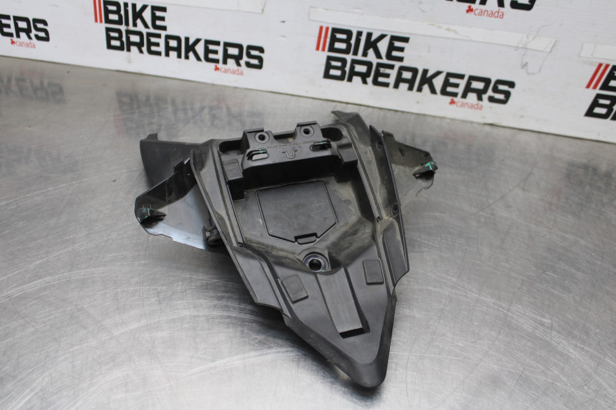 16 DUCATI 959 PANIGALE CENTER REAR BACK TAIL FAIRING COWL BB912