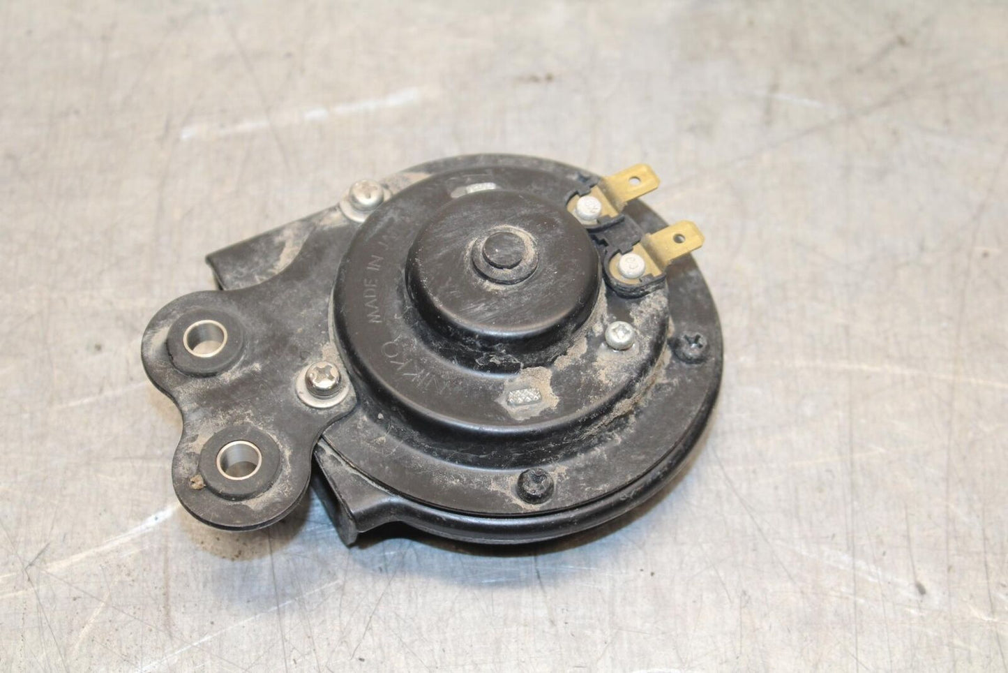 06-14 YAMAHA ROADLINER S XV1900S HORN SIGNAL BB619