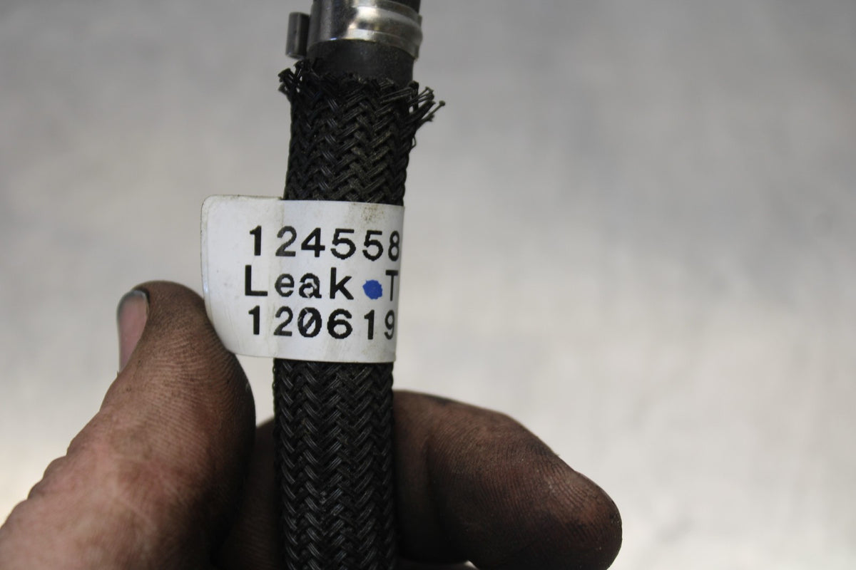 20 TRIUMPH STREET TRIPLE 765 FUEL HOSE GAS LINE TUBE PIPE BB864