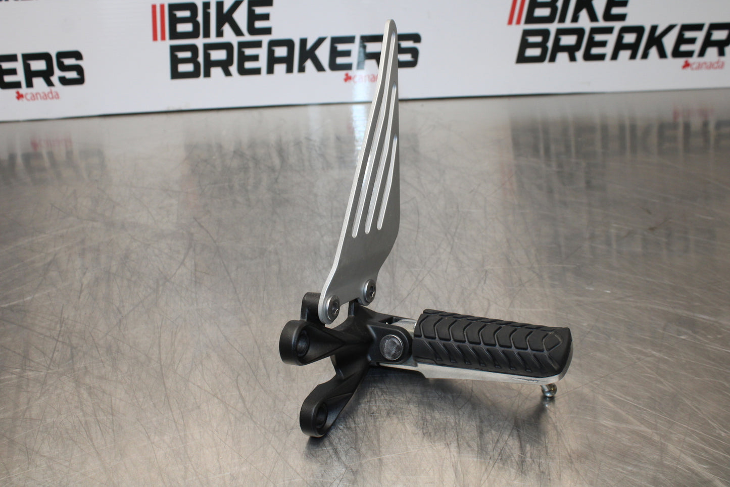 23-24 KAWASAKI NINJA ZX14R NEW!!! LEFT REARSET REAR SET DRIVER FOOT PEG BB153