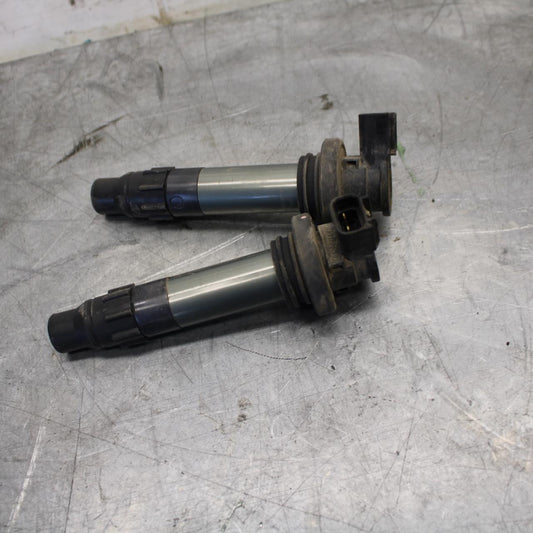 18 KAWASAKI Z 400 IGNITION COILS COIL SPARK PLUG CAPS BB469