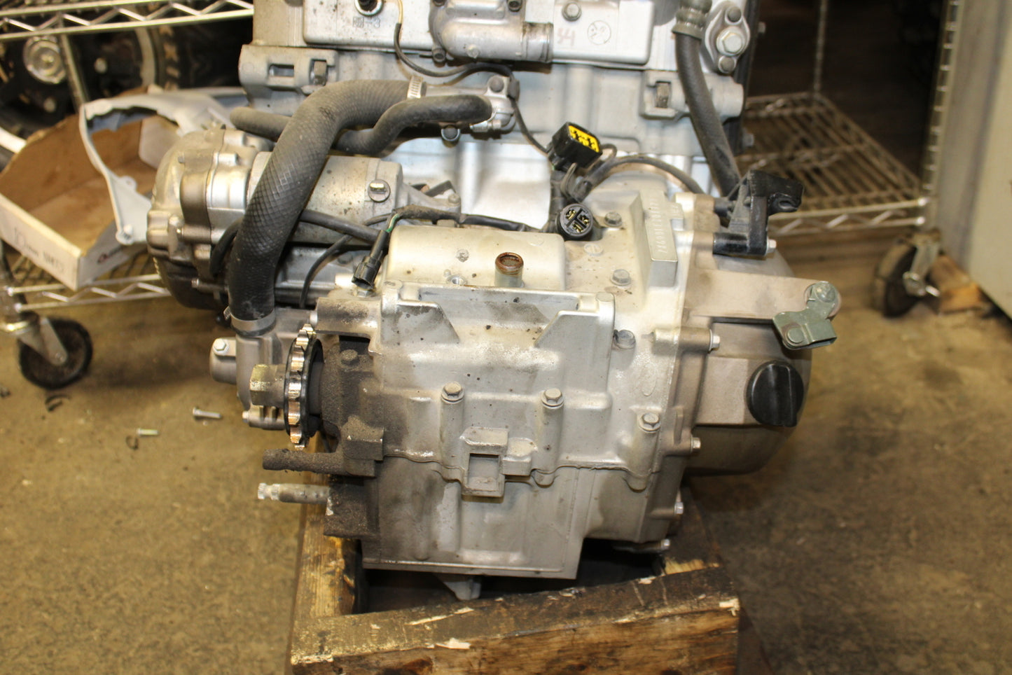 00-02 KAWASAKI NINJA ZX6R ENGINE MOTOR BB750