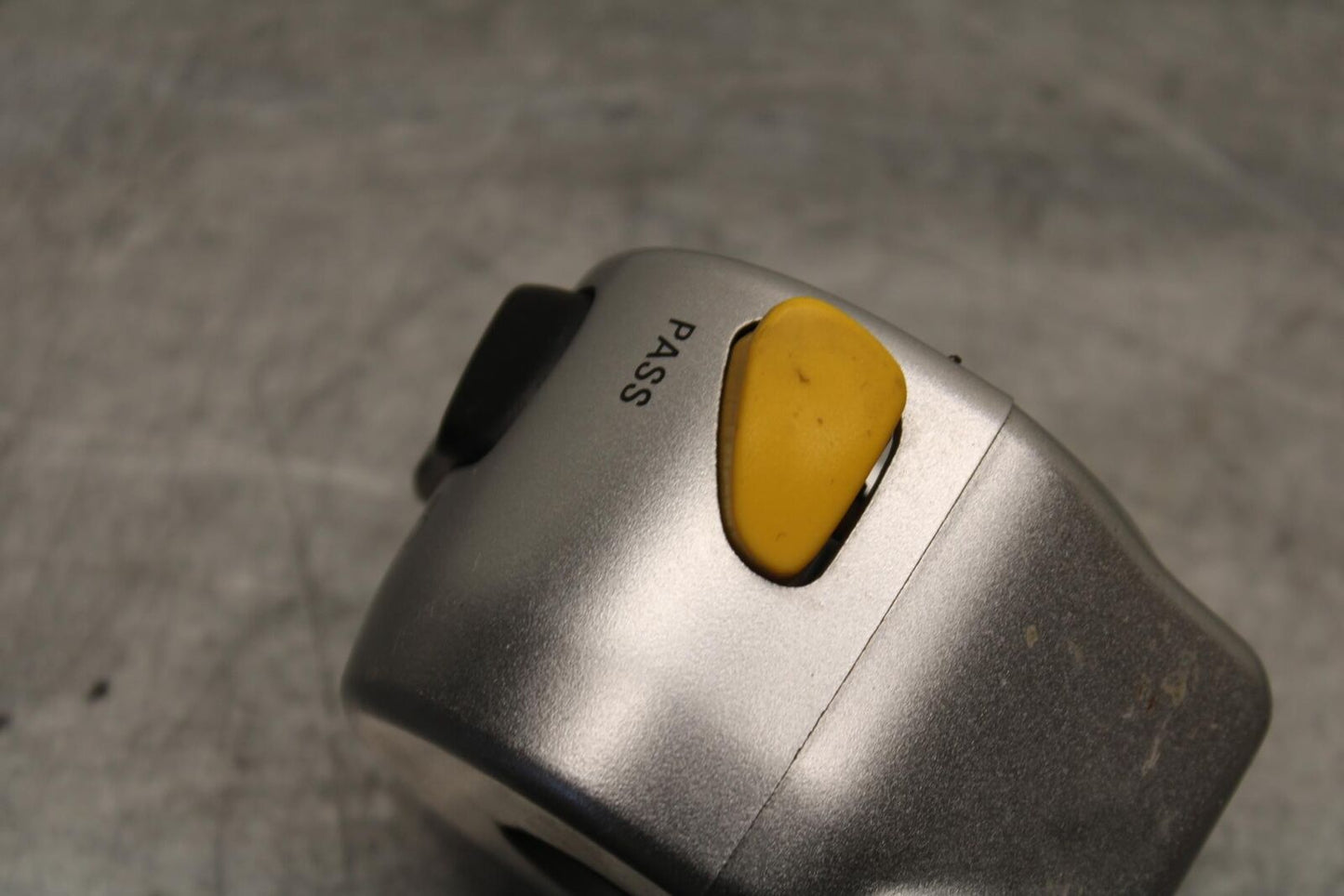 2013 Suzuki Boulevard C50T LEFT CLIP ON HANDLE HORN SIGNALS SWITCH  BB625