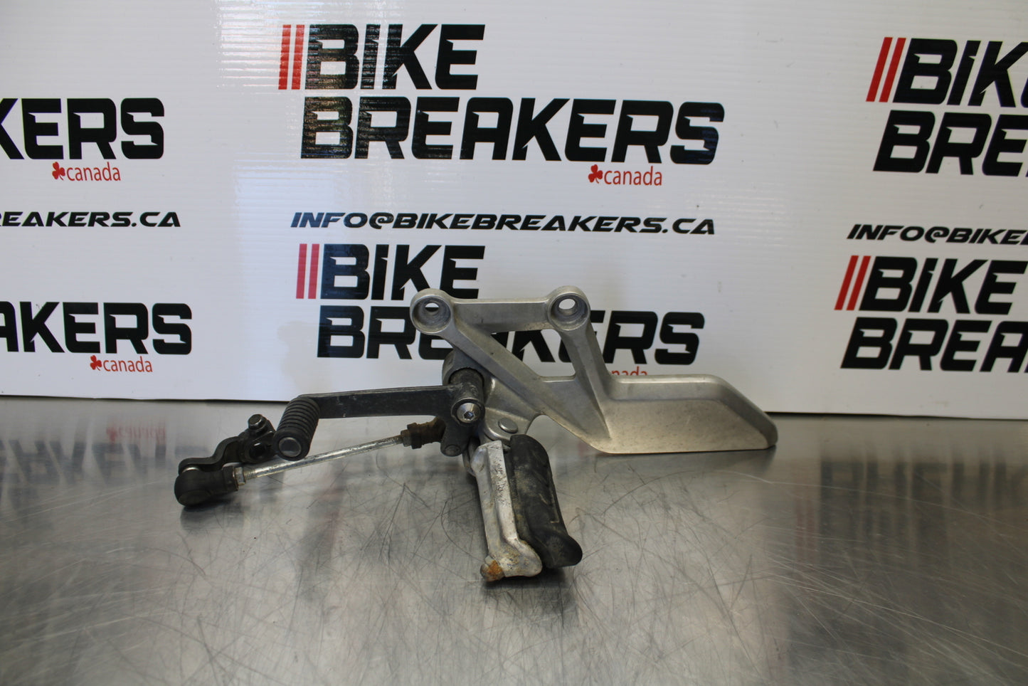 15-16 HONDA CB300F LEFT REARSET REAR SET DRIVER FOOT PEG REST STOP BB150