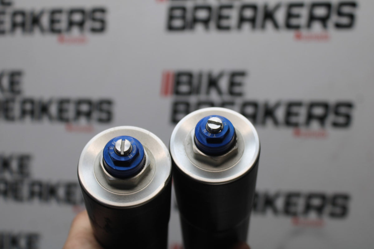 12 TRIUMPH STREET TRIPLE R FRONT FORKS SHOCK SUSPENSION SET PAIR BB914