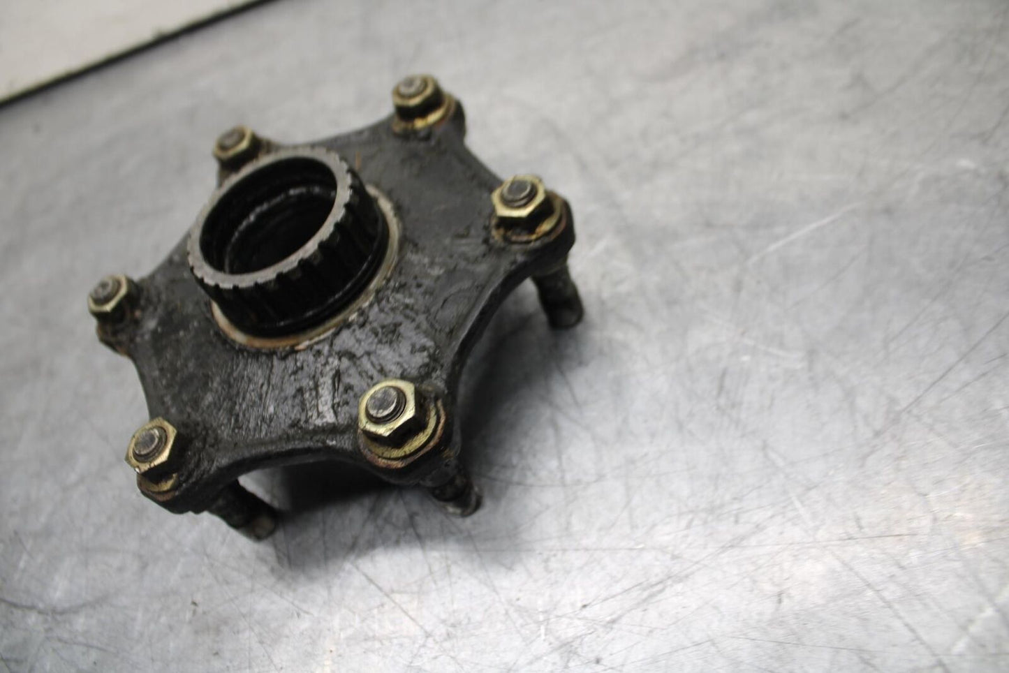 1983 Honda V45 Magna VF750C REAR HUB WHEEL BB91