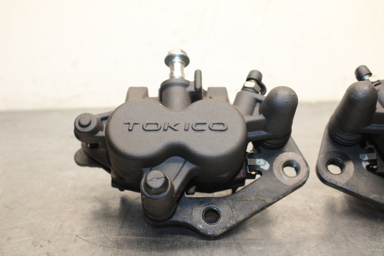 12-17 KAWASAKI NINJA 650 RIGHT LEFT FRONT BRAKE CALIPER SET PAIR CALIPERS BB129