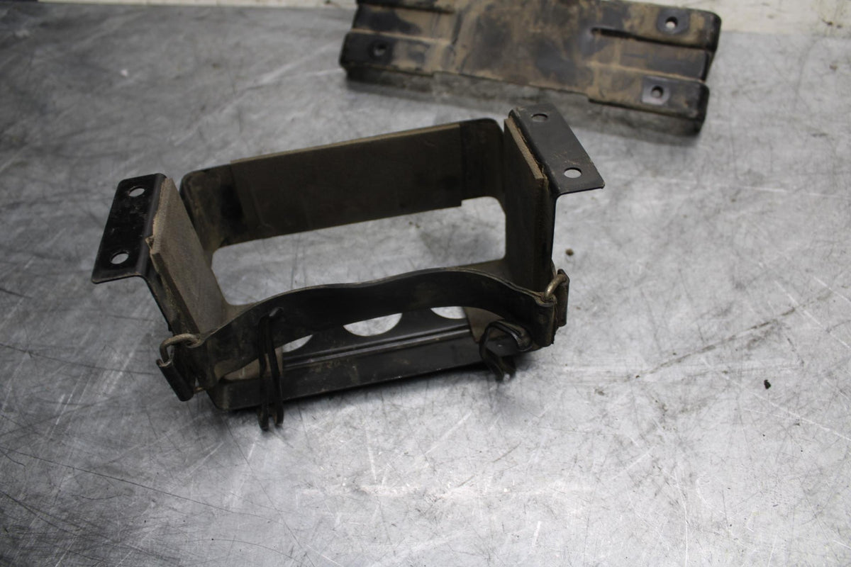 1993 Suzuki GSXR1100W BATTERY BOX TRAY STRAP BB46