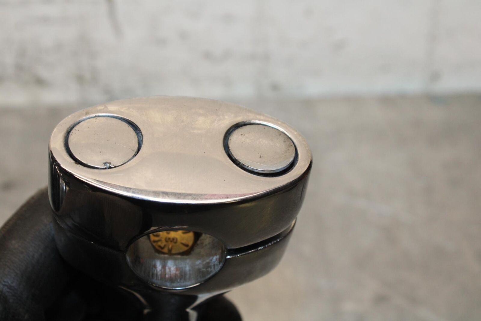 2005 Kawasaki Vulcan 1600 VN1600D Nomad HANDLEBAR RISERS BB556