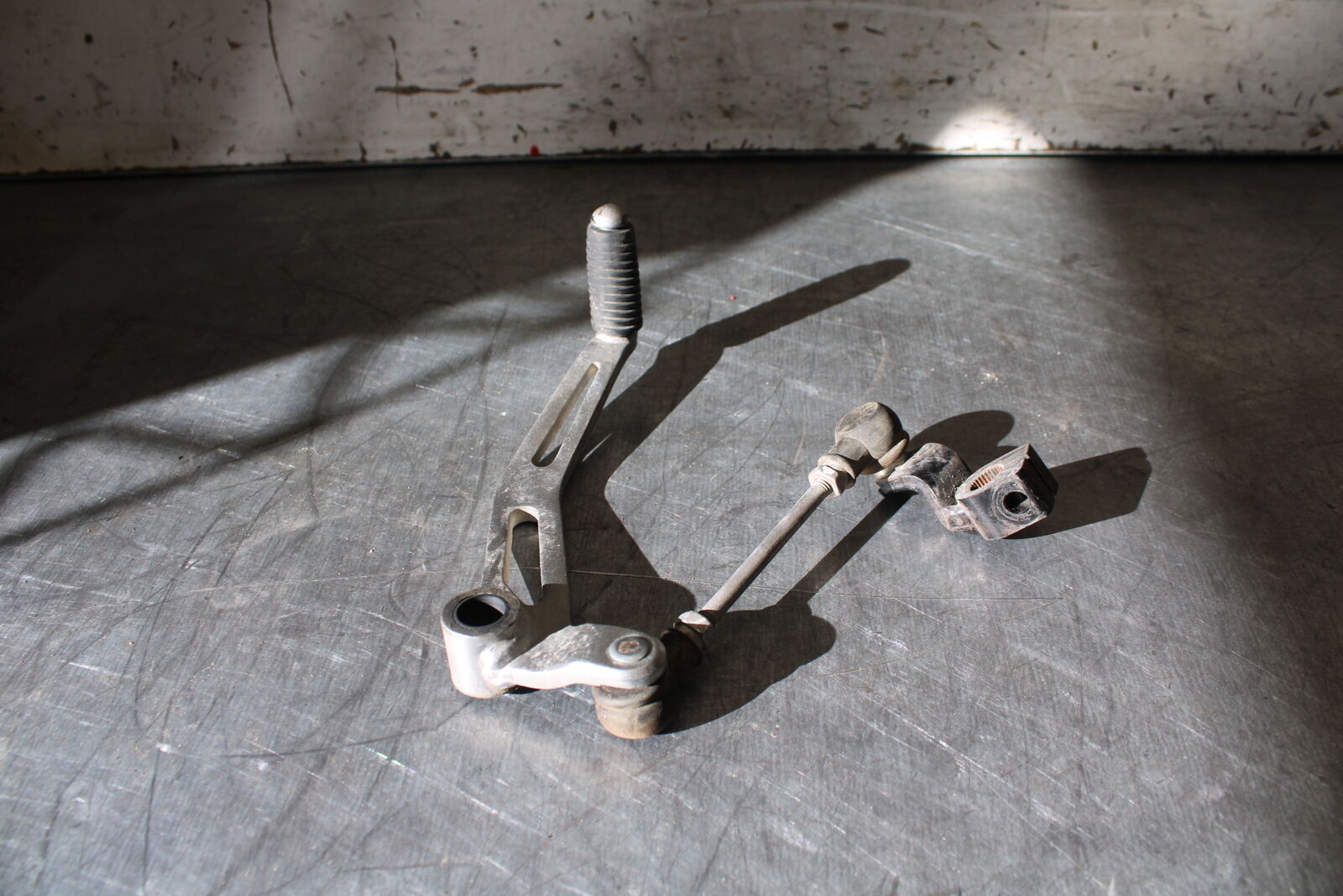 19-22 KAWASAKI Z400 SHIFTER LINKAGE SHIFT LINK PEDAL BB708
