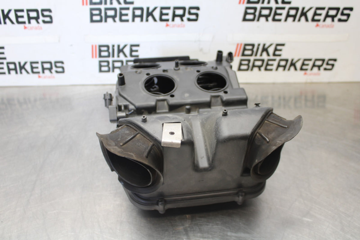 16 APRILIA TUONO V4 1100 AIRBOX AIR INTAKE FILTER BOX BB905