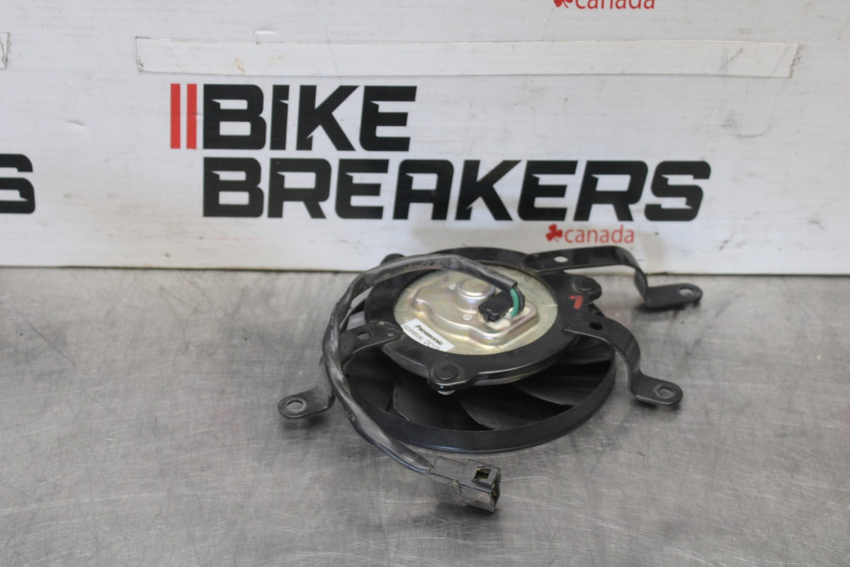 08-16 YAMAHA YZF R6 LEFT ENGINE RADIATOR COOLING FAN MOTOR  BB929