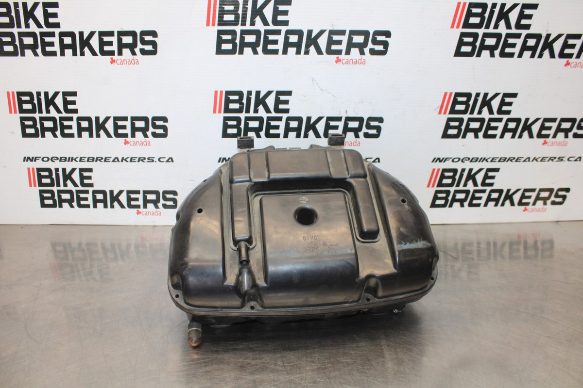 06-07 SUZUKI GSXR 600 AIRBOX AIR INTAKE FILTER BOX BB863