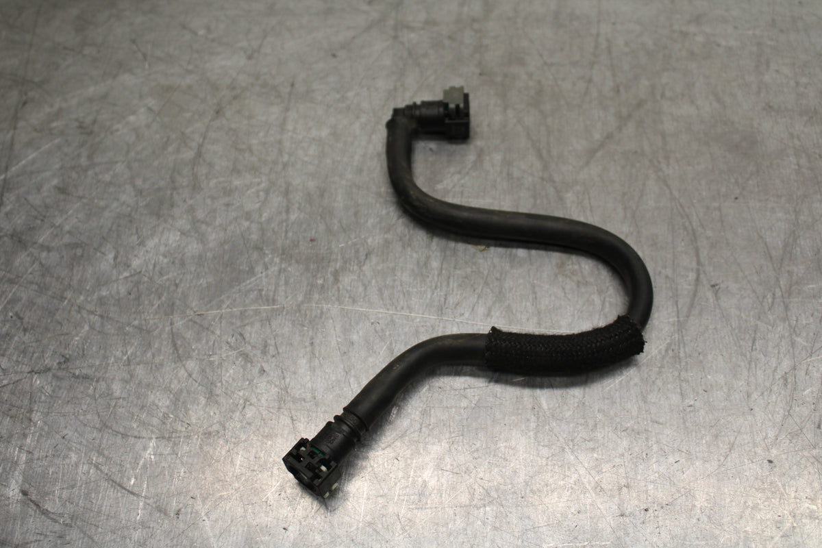 22-24 YAMAHA XSR900 FUEL HOSE GAS LINE TUBE PIPE BB710