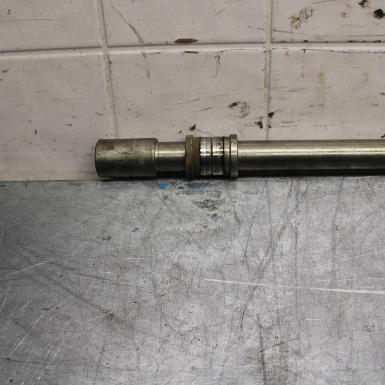 08-16 YAMAHA YZF R6 FRONT WHEEL RIM AXLE PIVOT BOLT 2C0-25181-00-00 BB451