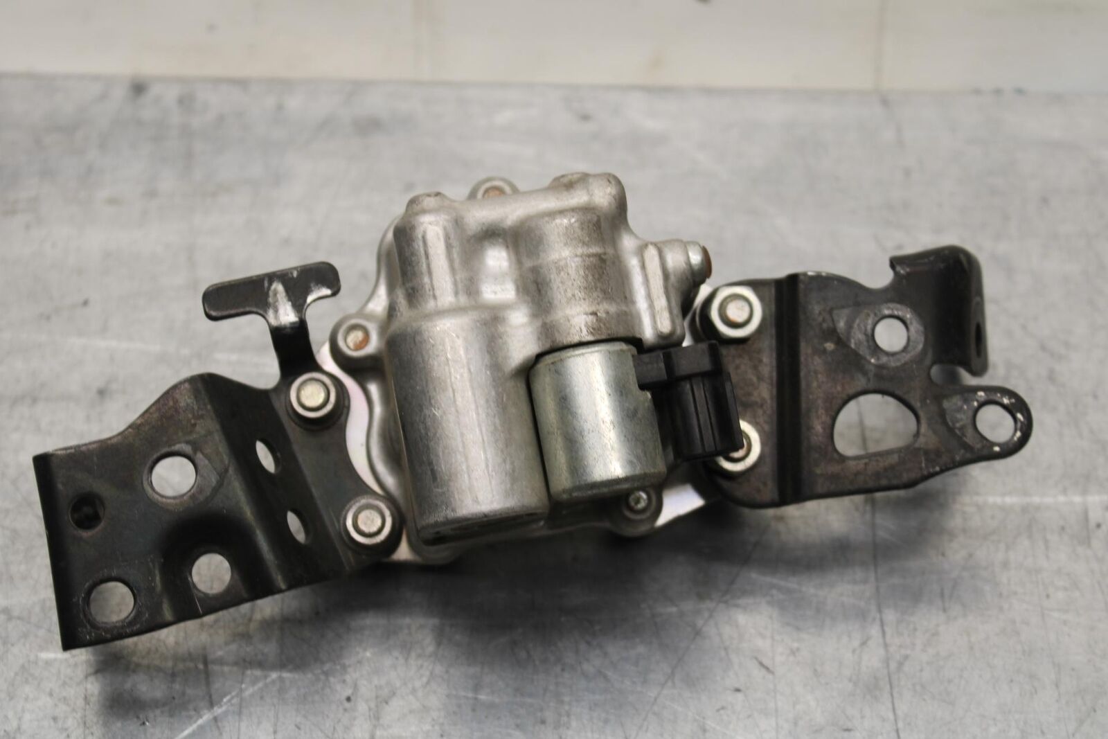 2008 Honda CBR1000RR STEERING DAMPER STABILIZER 53700-MFL-013 BB579
