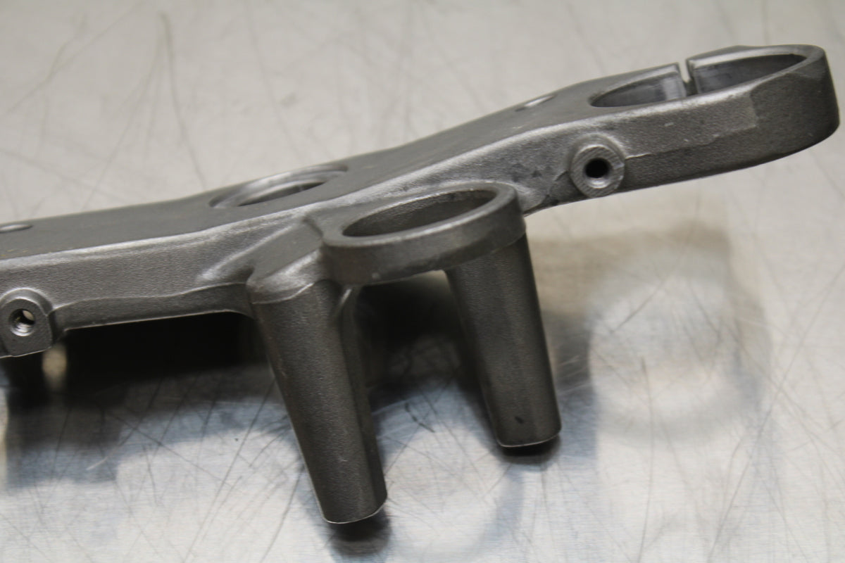 96 YAMAHA YZF750R FORKS UPPER TRIPLE TREE CLAMP BB137