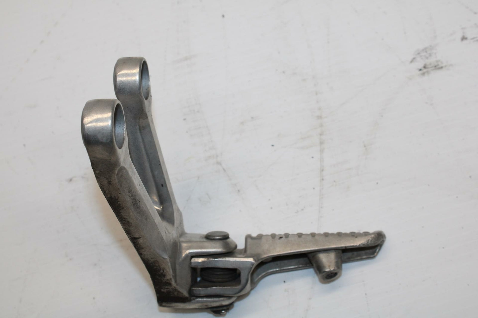 04-05 HONDA CBR1000RR LEFT REARSET REAR SET DRIVER FOOT PEG REST STOP BB242
