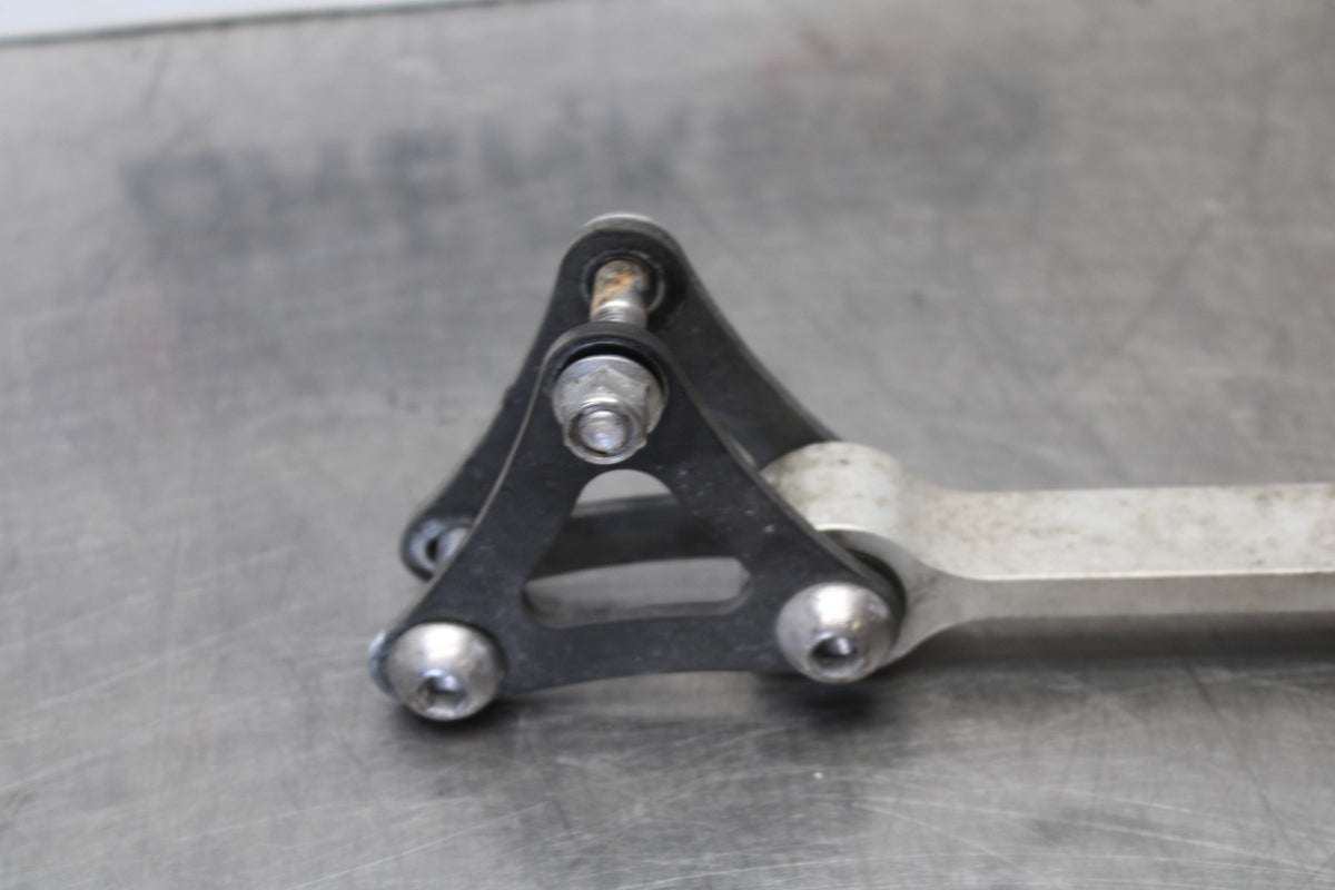 12 TRIUMPH STREET TRIPLE R REAR DOGBONE SHOCK LINKAGE LINK BB914