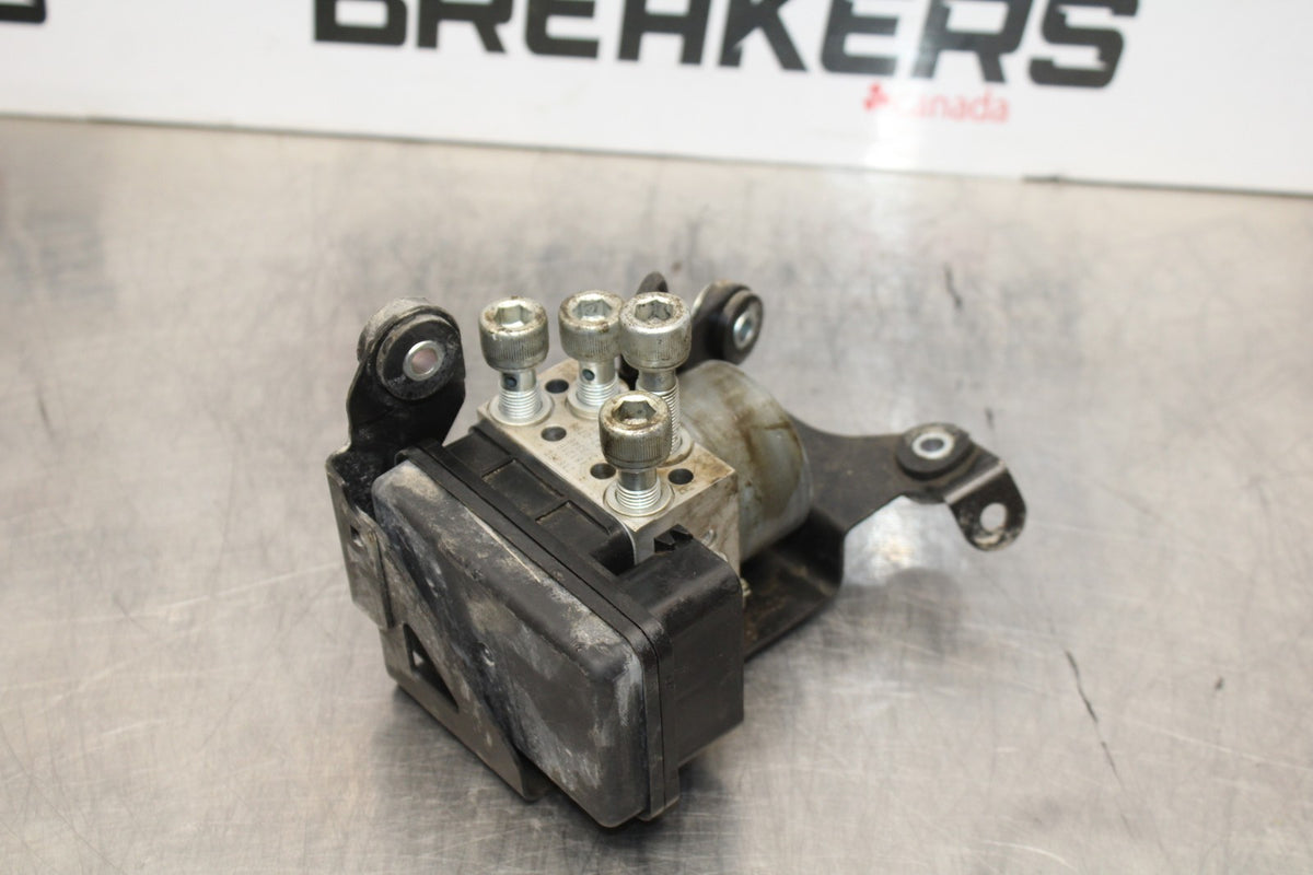 19-23 KAWASAKI NINJA ZX6R ABS PUMP UNIT MODULE BB188