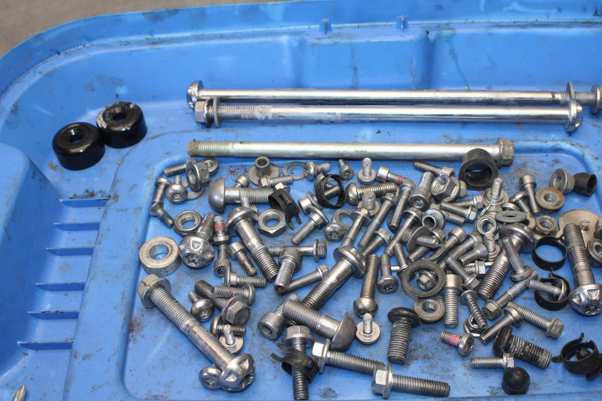 20 TRIUMPH STREET TRIPLE 765 MOUNTING BOLTS HARDWARE SCREWS BB864