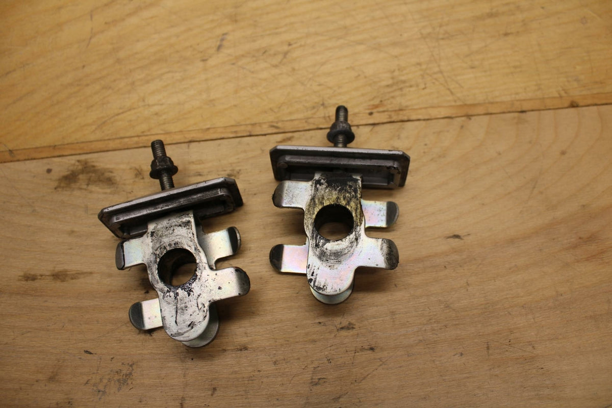 07-08 SUZUKI SV650 SWINGARM CHAIN TENSIONER ADJUSTMENT BRACKETS  BB316