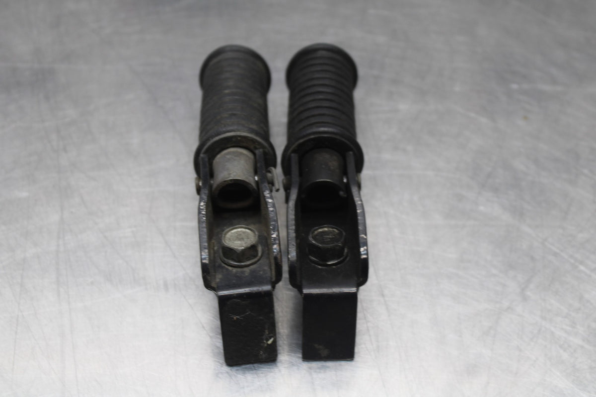 78-79 SUZUKI GS1000 FRONT & REAR FOOT RESTS PEGS STEPS SET PAIR BB787