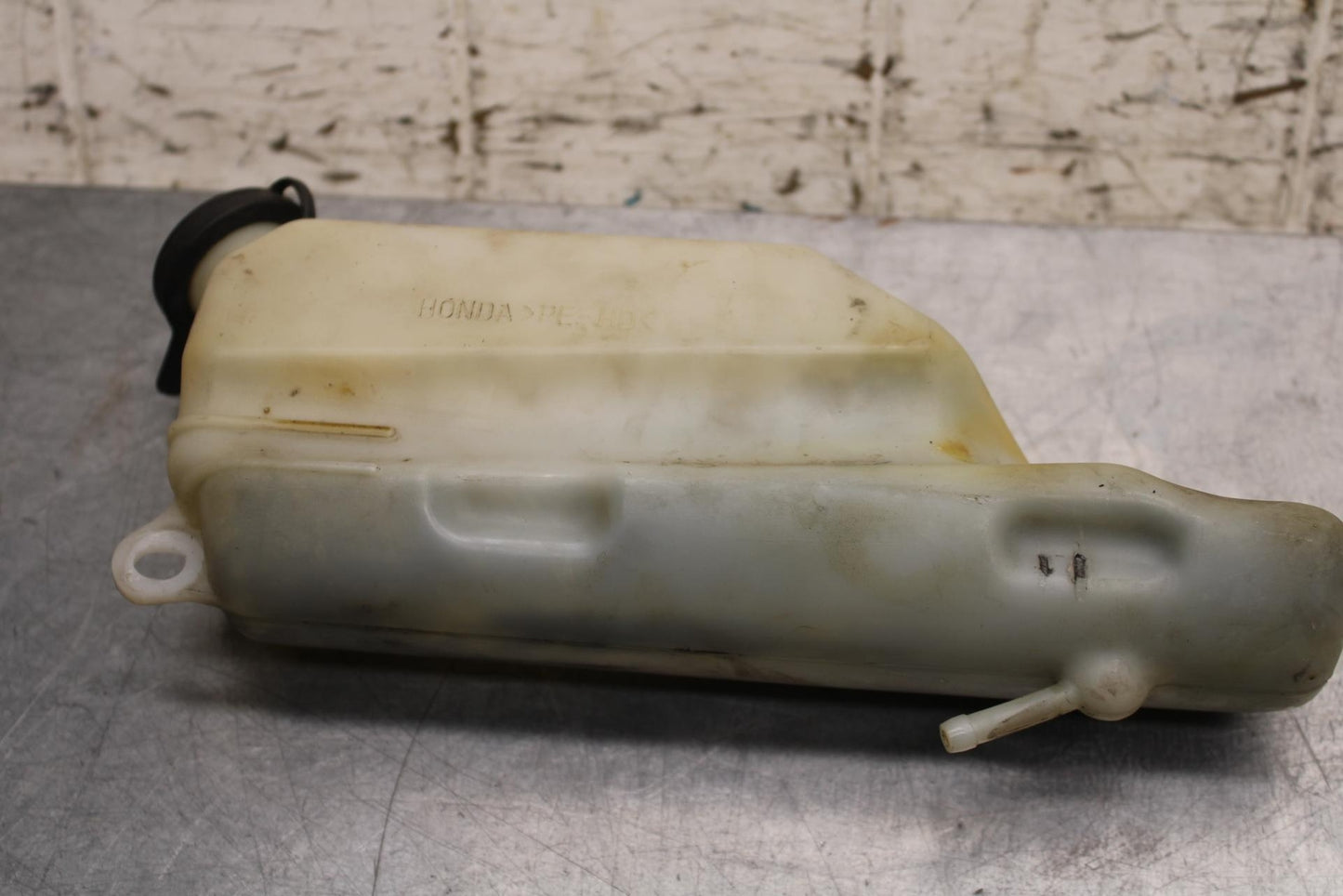 2000 Honda Super Hawk 1000 VTR1000F COOLANT WATER TANK RESERVOIR BOTTLE BB577