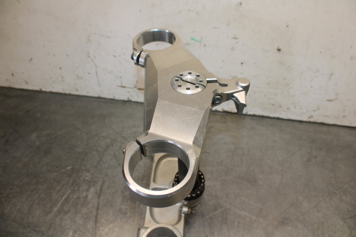 08-10 DUCATI 848 FRONT FORKS CLAMP TRIPLE TREE STEM SET BB705