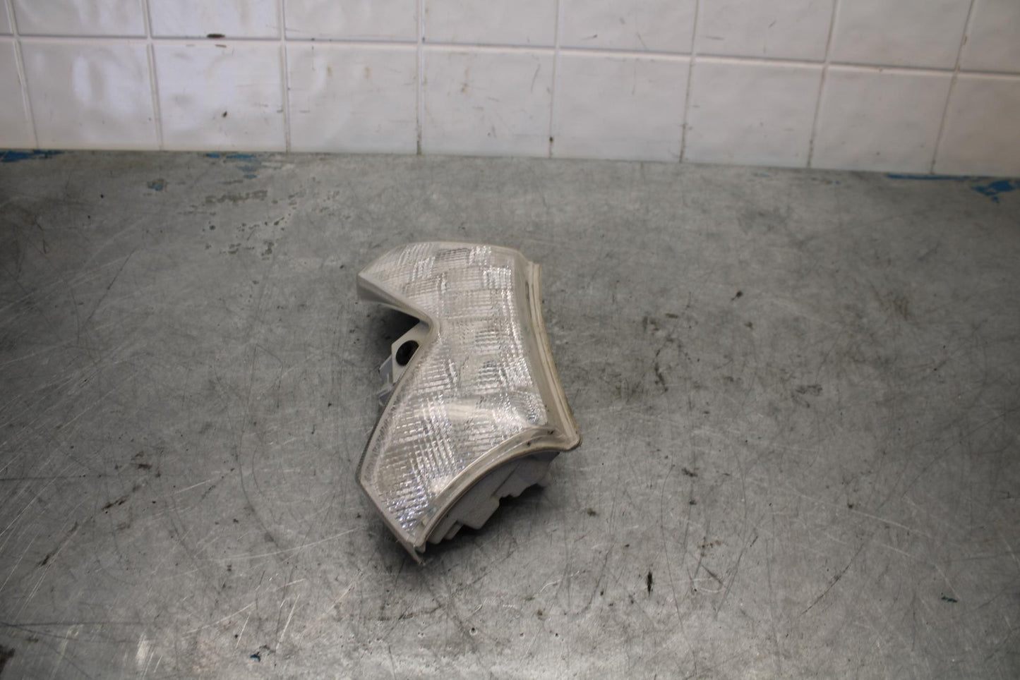 06-07 KAWASAKI NINJA ZX14R REAR TAIL TAILLIGHT BACK BRAKE LIGHT bb433