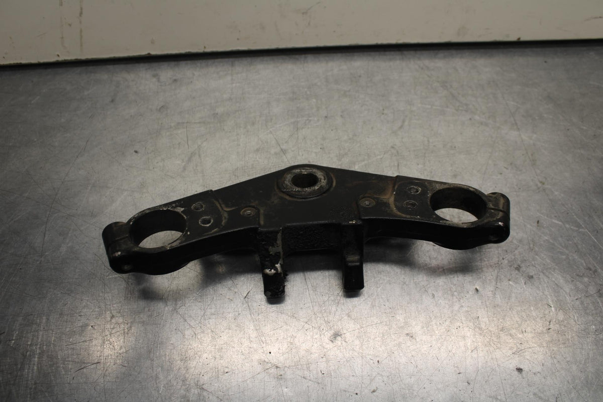 84-86 KAWASAKI GPZ900 FORKS UPPER TRIPLE TREE CLAMP BB84