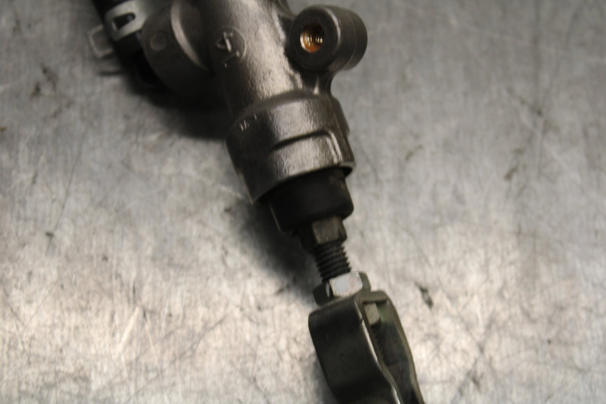 11-24 SUZUKI GSXR750 REAR BRAKE MASTER CYLINDER W RESERVOIR 69600-47H10  BB714