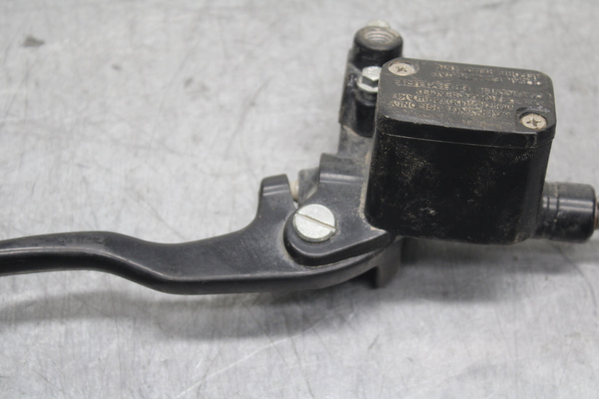 13-16 KTM 390 DUKE FRONT BRAKE MASTER CYLINDER w/ LEVER BB748