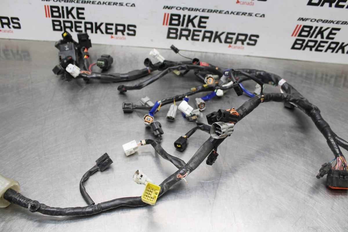 20-25 SUZUKI GSXR750 MAIN ENGINE WIRING HARNESS MOTOR WIRE LOOM BB810