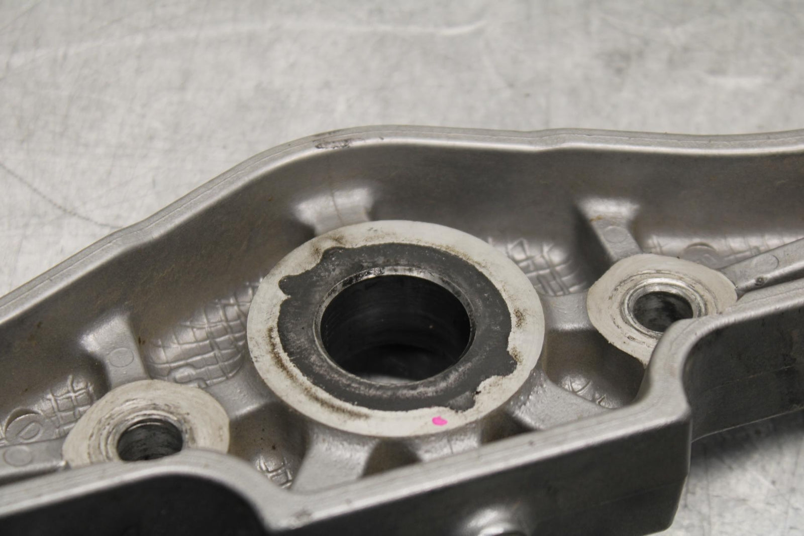 2005 Kawasaki Vulcan 1600 VN1600D Nomad FORKS UPPER TRIPLE TREE CLAMP BB556