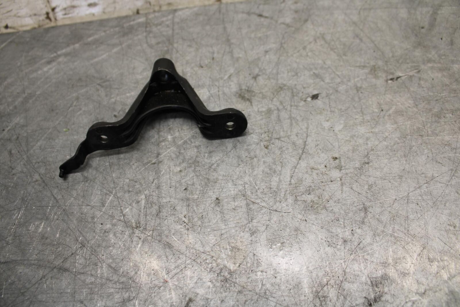 2012 Kawasaki Ninja ZX6R ZX600R DAMPER BRACKET MOUNT BB529