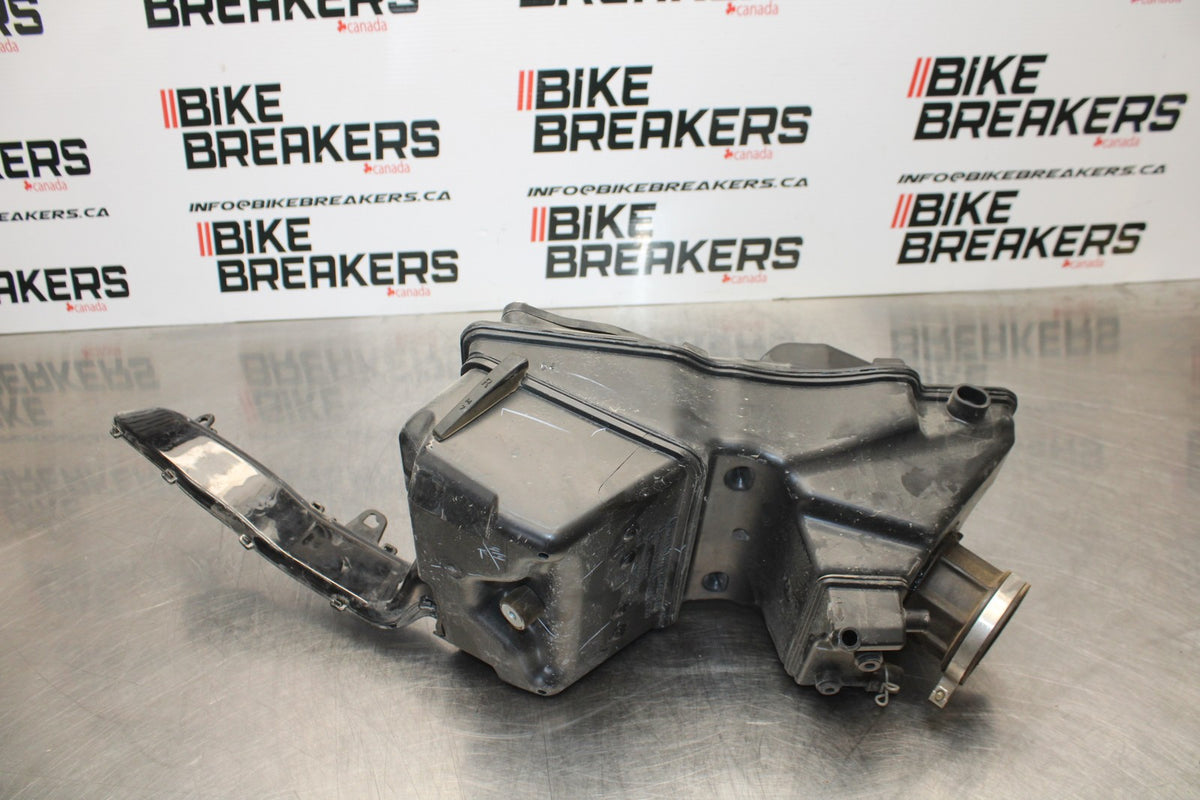 17-22 KTM 390 DUKE AIRBOX AIR INTAKE FILTER BOX BB180