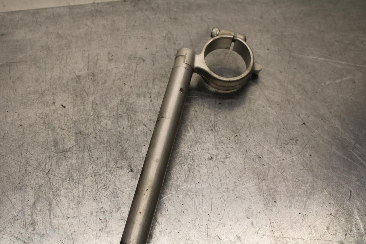 2008 Suzuki GSXR600 RIGHT CLIP ON HANDLEBAR 56111-01H10 BB593