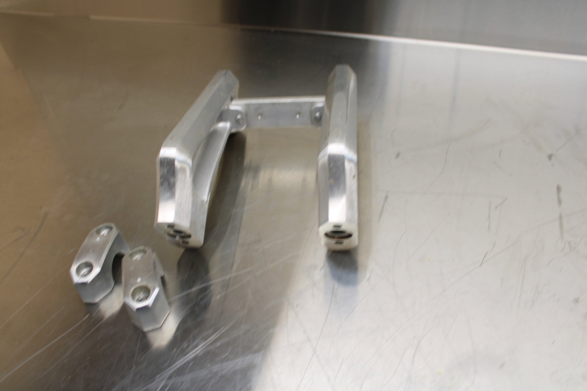 09-10 SUZUKI BOULEVARD M109R HANDLEBAR RISERS BB135