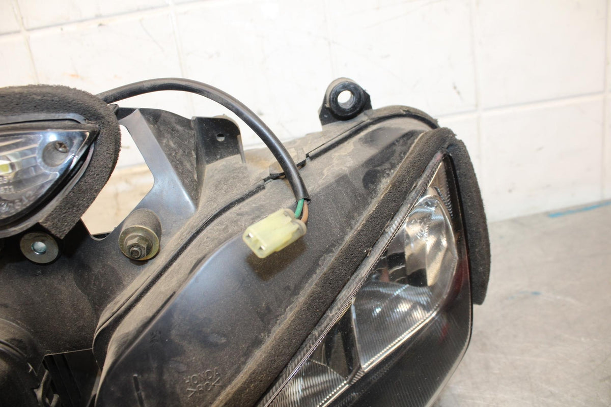 05-06 HONDA CBR600RR FRONT HEADLIGHT HEAD LIGHT LAMP 33100-MEE-A01 BB479