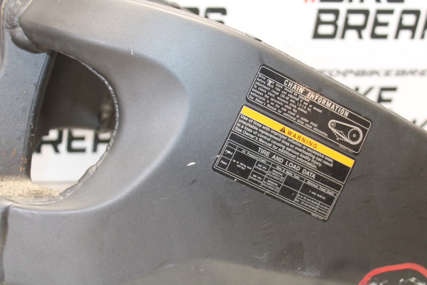 21-23 KAWASAKI NINJA ZX6R REAR SWINGARM BACK SUSPENSION SWING ARM BB179