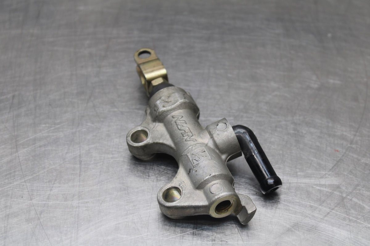00-02 KAWASAKI NINJA ZX6R REAR BACK BRAKE MASTER CYLINDER BB750