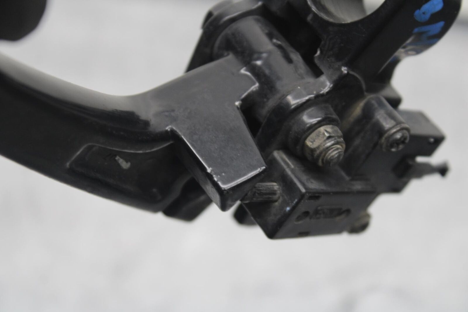 2009 Kawasaki Ninja 250R EX250J CLUTCH PERCH MOUNT WITH LEVER  BB87