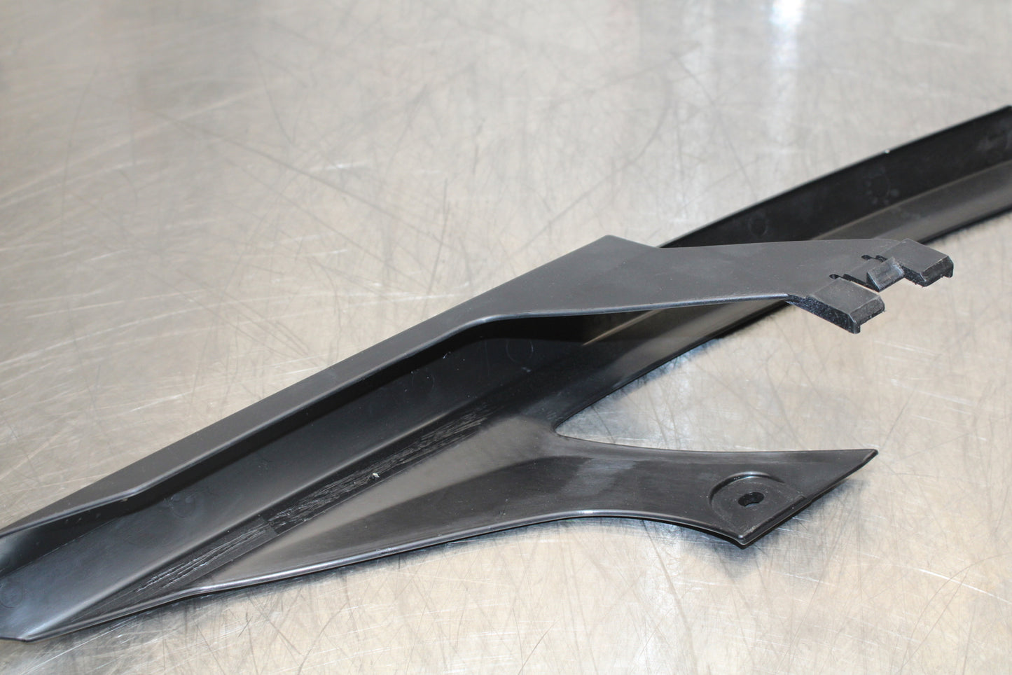 23-24 KAWASAKI NINJA ZX14R NEW!! REAR BACK DRIVE CHAIN GUARD COVER SHIELD BB153