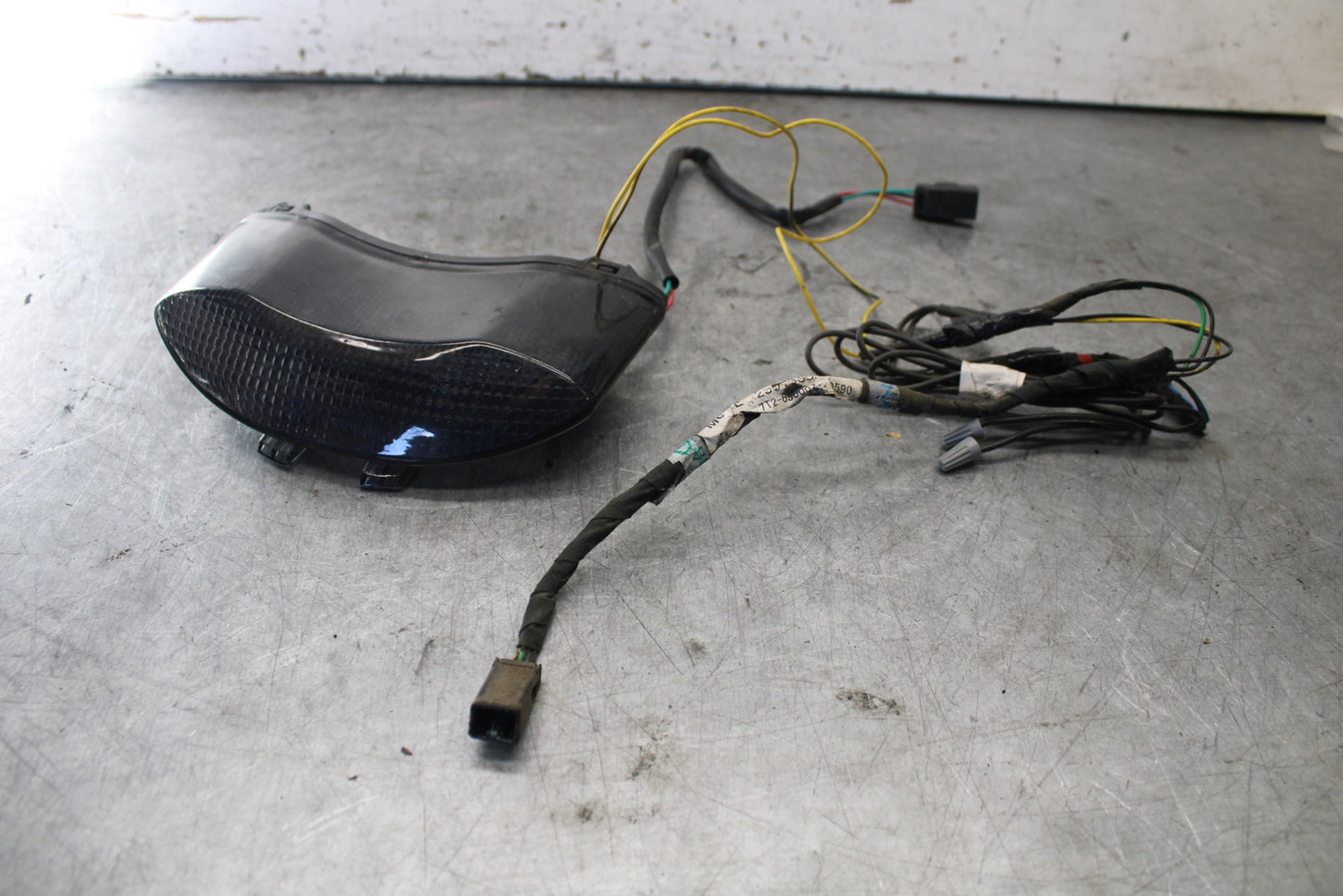 07-08 TRIUMPH DAYTONA 675 AFTERMARKET REAR TAIL TAILLIGHT BACK BRAKE LIGHT BB685