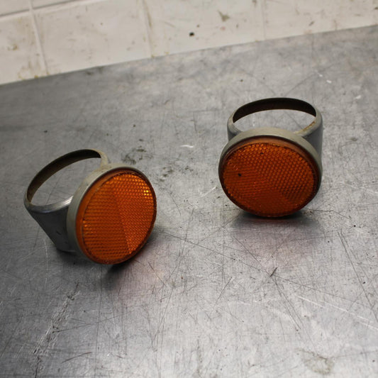 75 SUZUKI GT 550 FRONT REFLECTORS REFLECTOR SET PAIR BB72