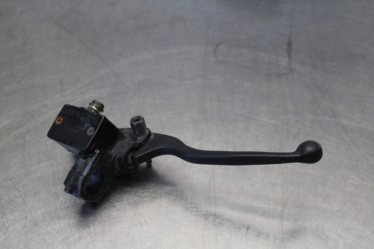 06 KAWASAKI KLR650 FRONT BRAKE MASTER CYLINDER w/ LEVER BB919