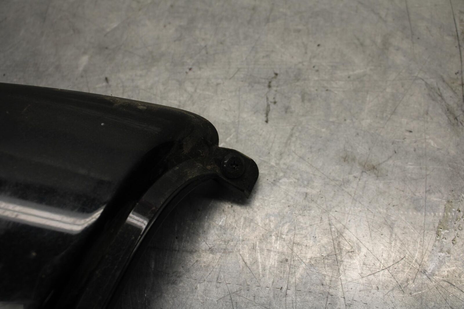 2012 Kawasaki Ninja ZX14R ZX1400E CENTER REAR BACK TAIL FAIRING COVER  BB60