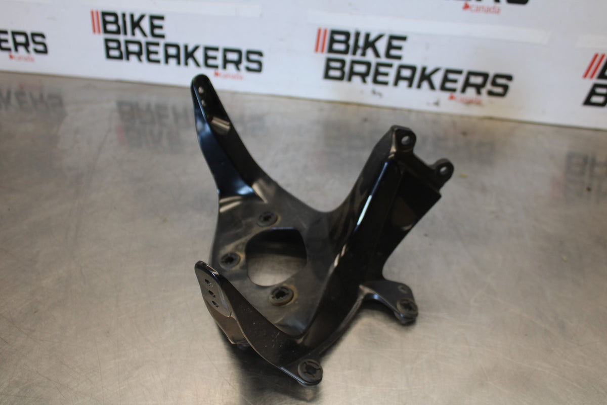 03-04 YAMAHA YZF R6 UPPER FAIRING MIRROR GAUGES STAY BRACKET BB890